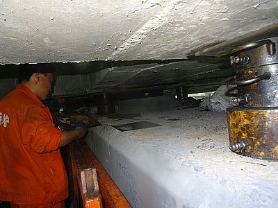 卢湾橡胶支座参数及指标在安装前要注意与预应力梁的角度